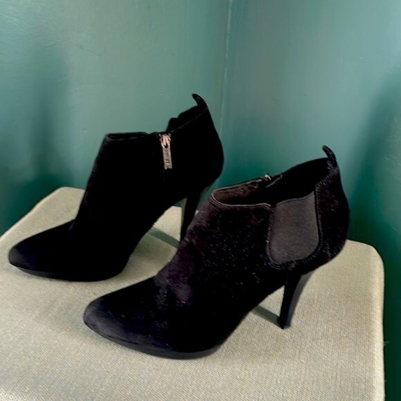 Black suede leatherAnkle Boots Nine West size 8 - Picture 3 of 10